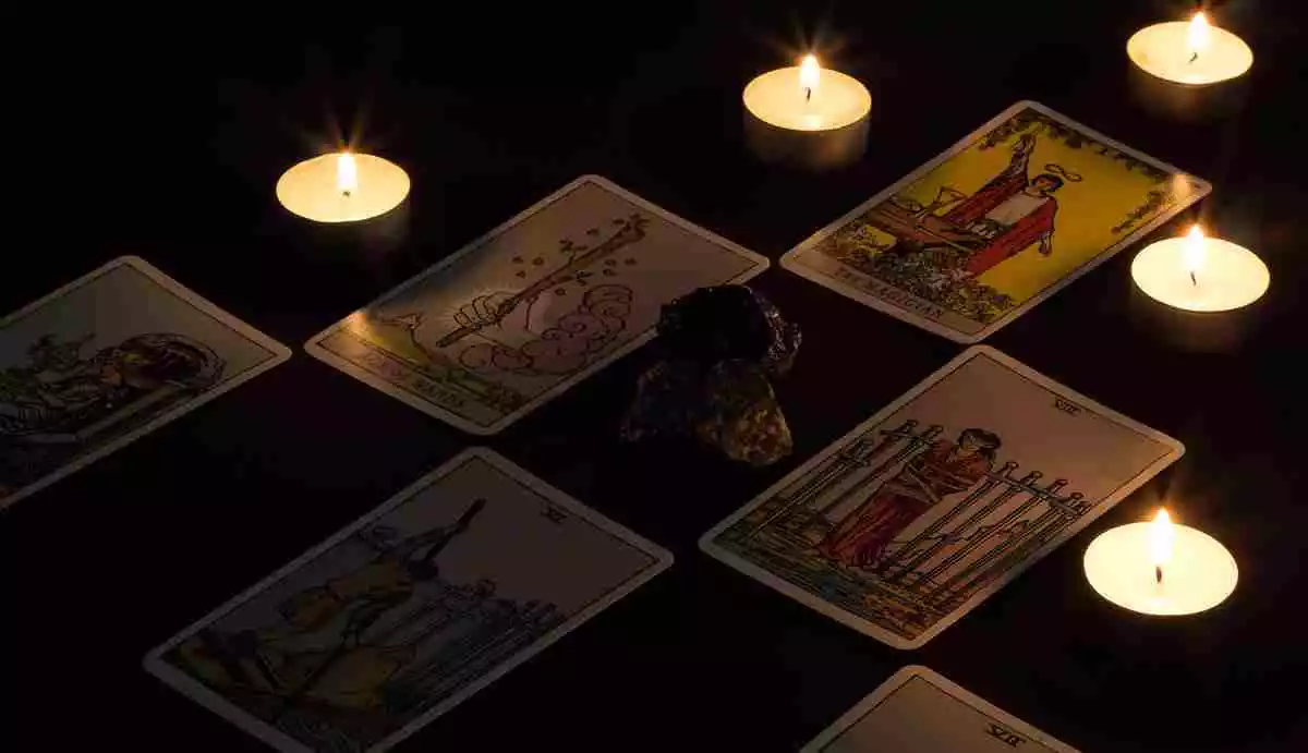 Tarot